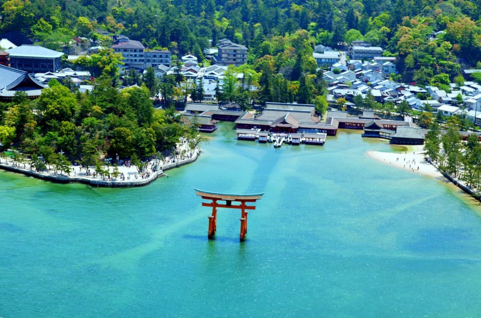 Explore the hidden facts of Hiroshima on a vacation