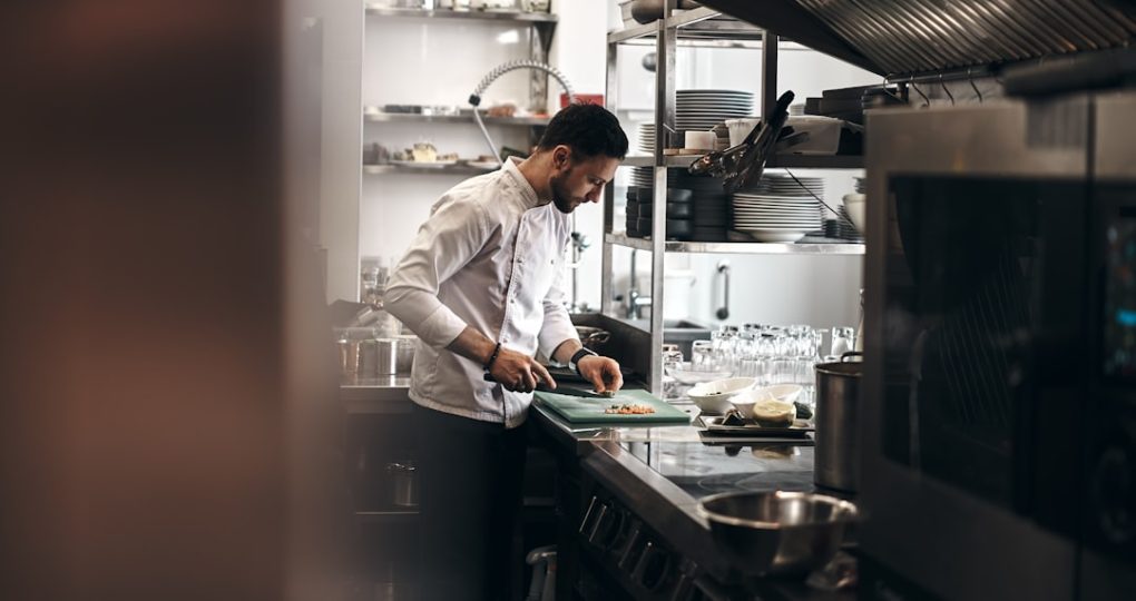 restaurant deep cleaning