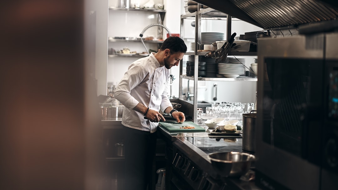 restaurant deep cleaning