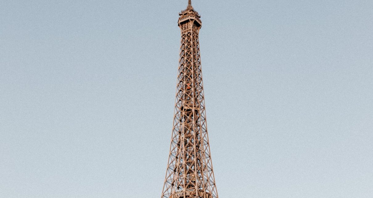 Eiffel Tower reopening