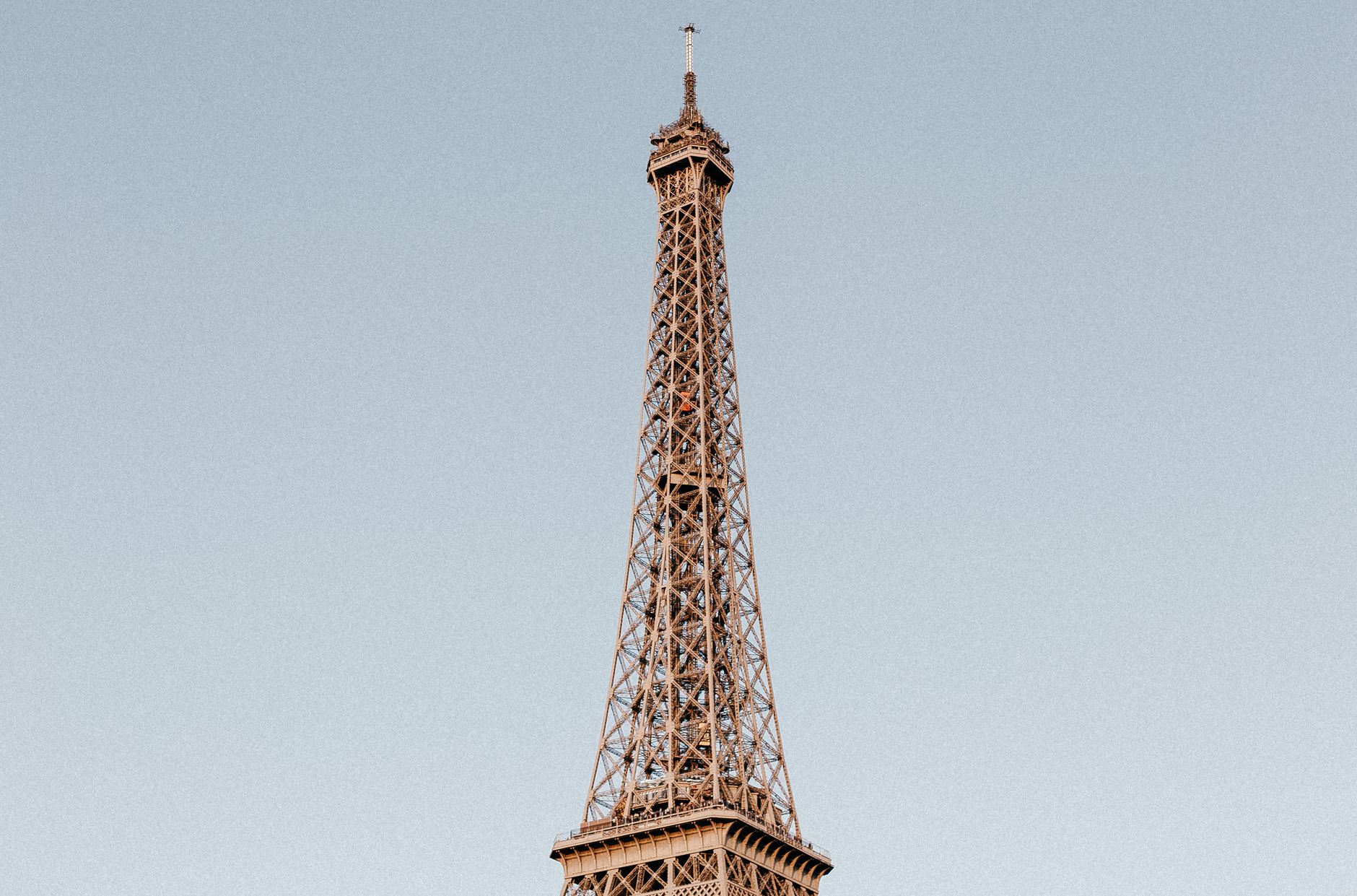 Eiffel Tower reopening