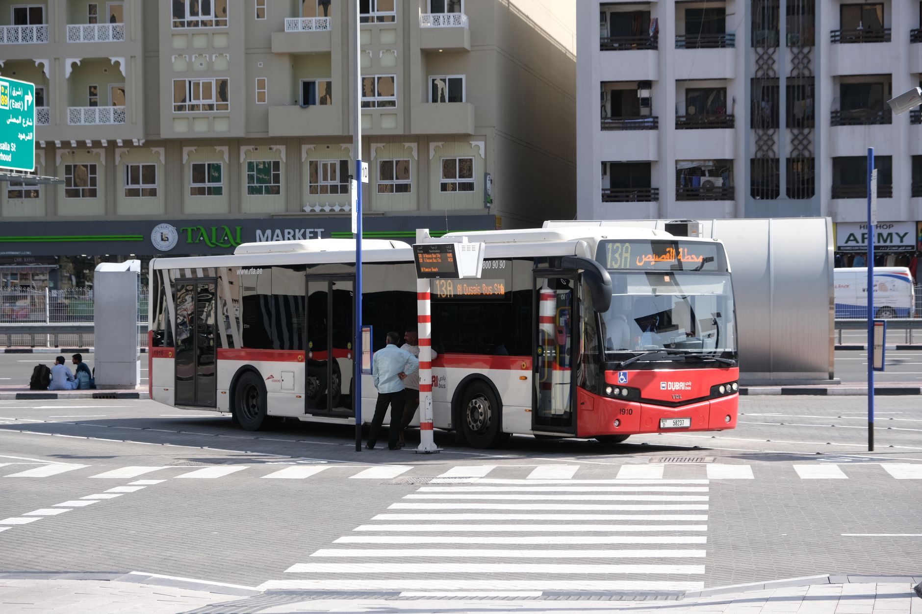 Dubai bus routes